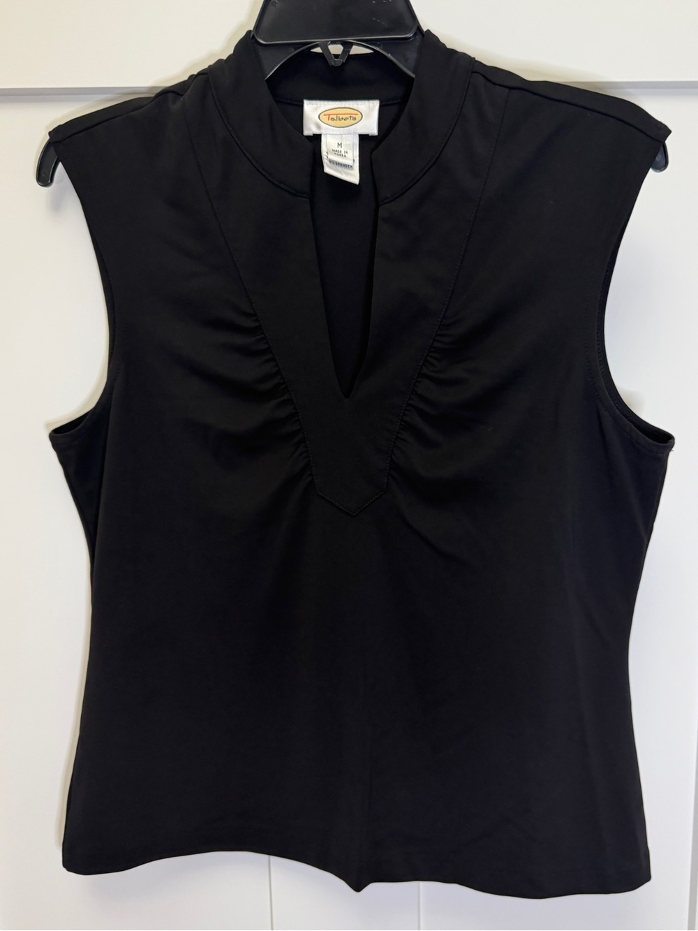 Talbots sleeveless blouse with Mandarin collar